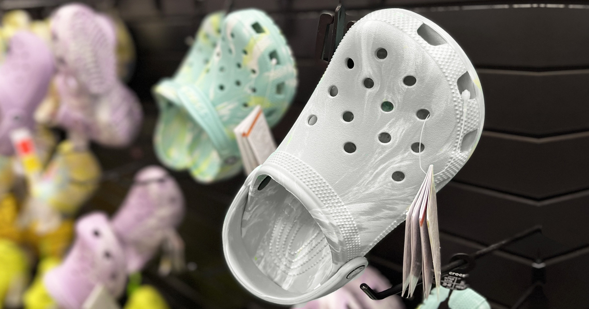 Crocs on sale shoes clearance