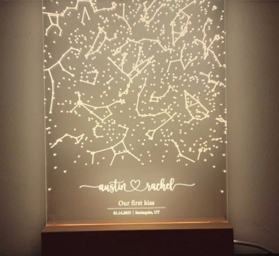 LED star map with wooden stand