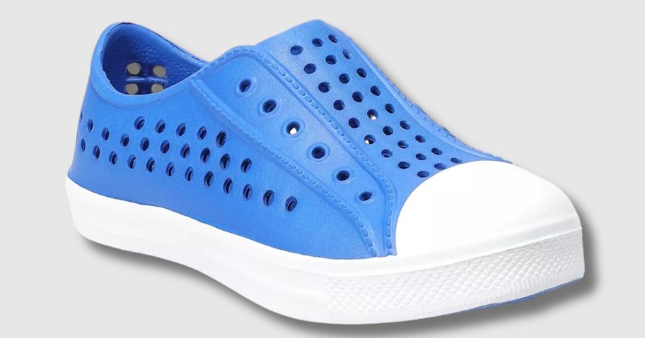 kid's water shoe sneaker style in bright blue and white