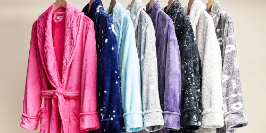 Kohl’s Women’s Robes from $16.79 (Regularly $35) – Cozy Gift Idea!