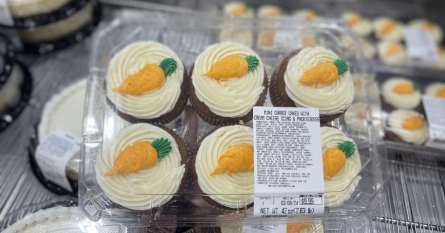 costco mini carrot cakes 6-pack in store cooler
