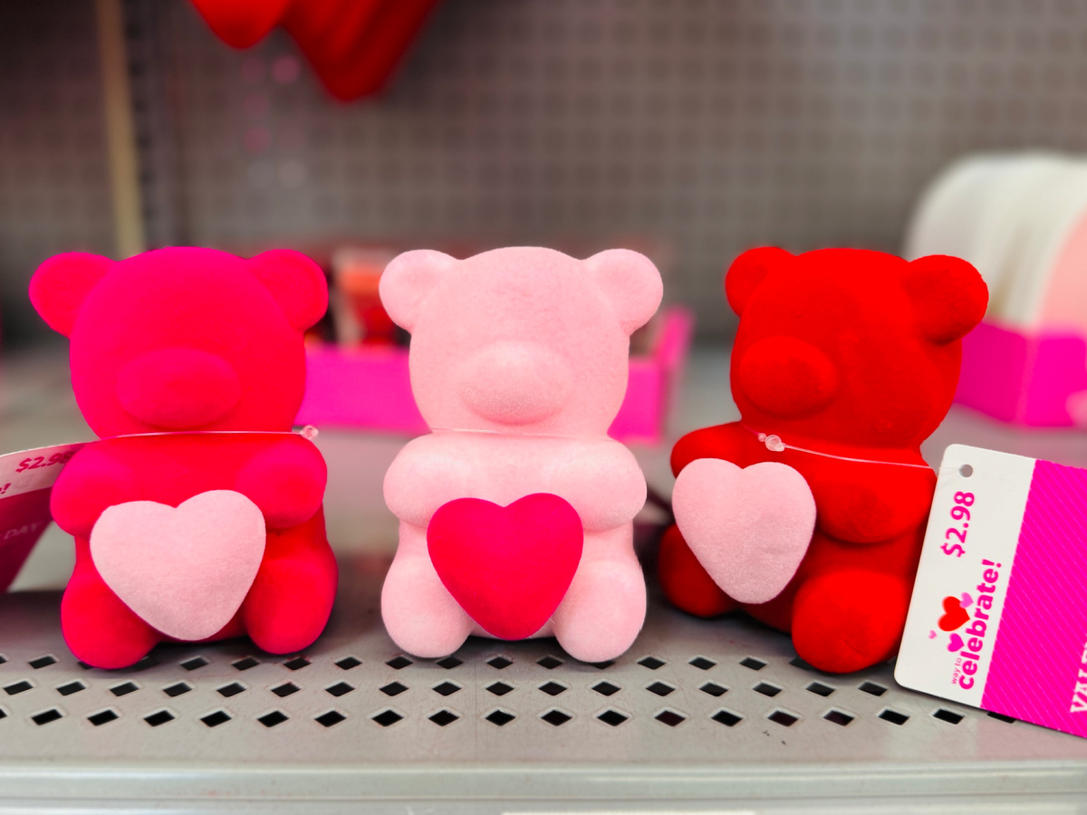 28 Walmart Valentine’s Day Finds You’ll LOVE (Many Under $5!)