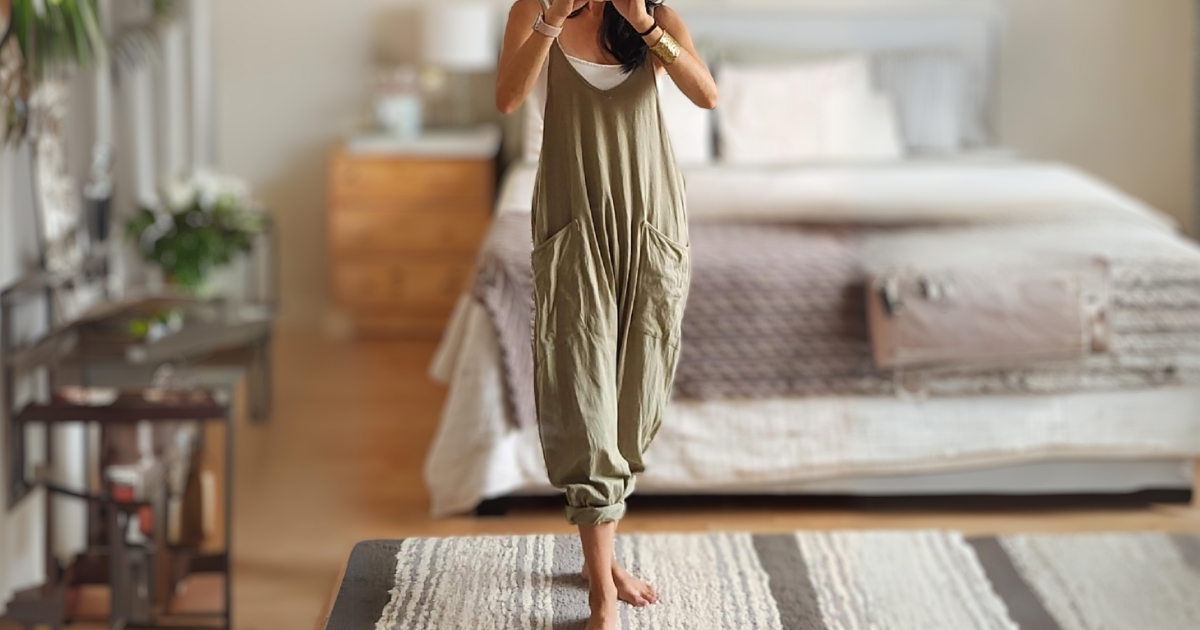 You’ll LOVE This Amazon Jumpsuit – It’s Only $16.97 & So Comfy!