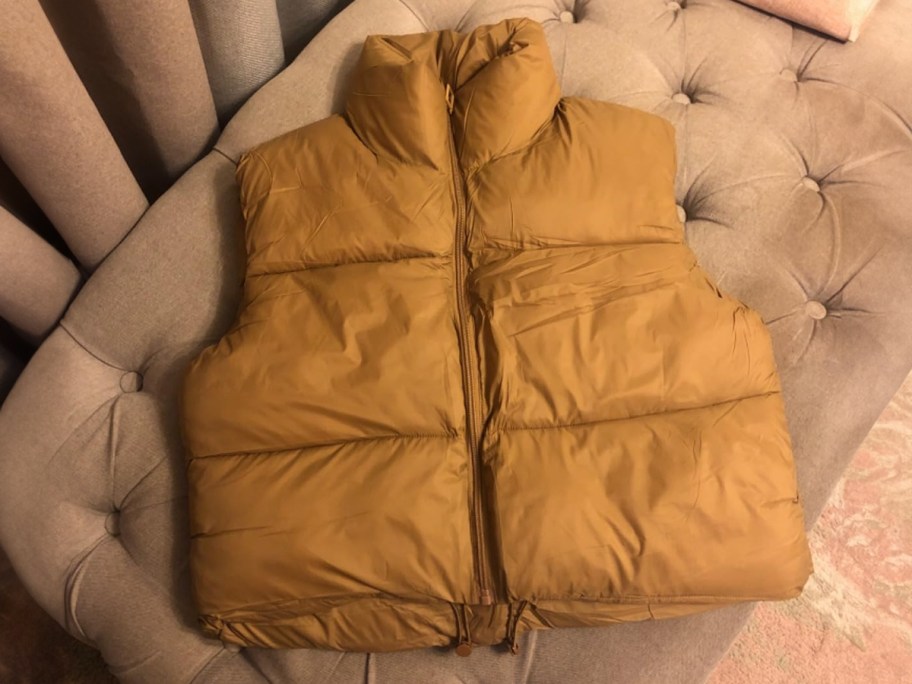 Women's Cropped Puffer Vest 