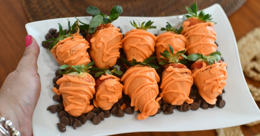 Make Easter Chocolate Covered Strawberries That Look Like Carrots!