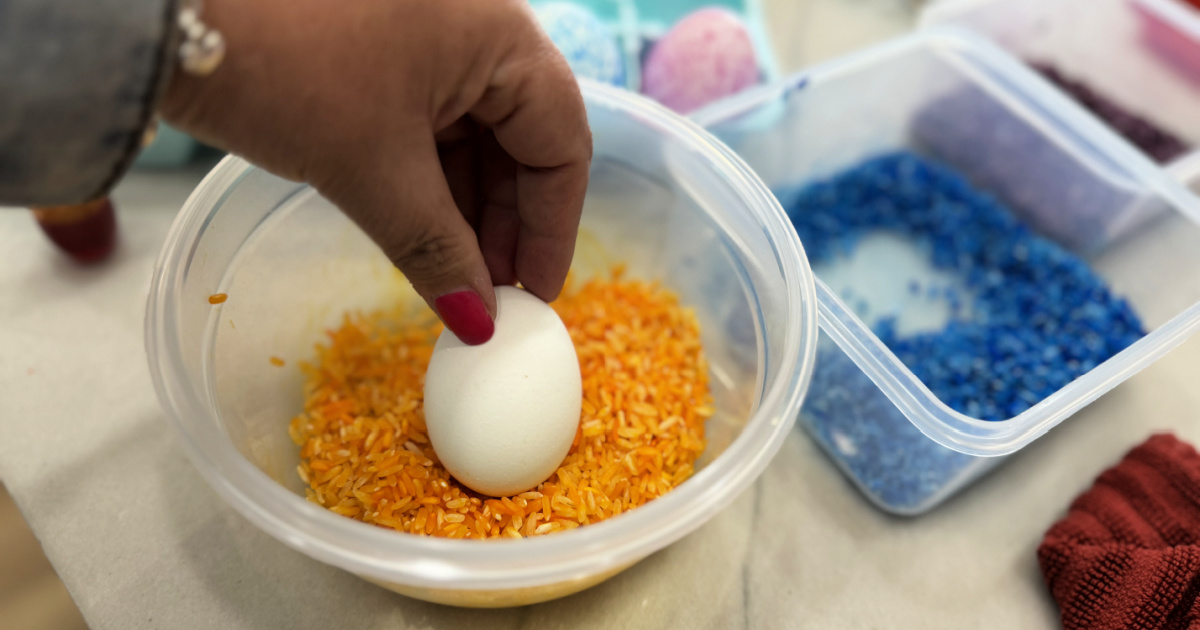Use Rice to Make DIY Speckled Easter Eggs (It’s Mess-Free!)
