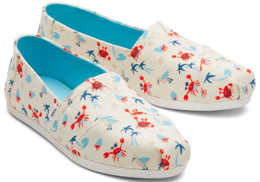 toms womens white crab shoes stock image