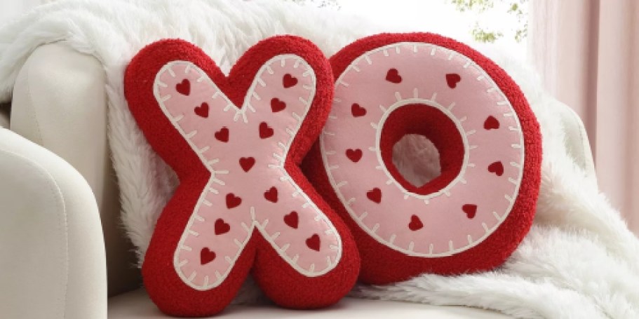 Up to 55% Off Kohl’s Valentine’s Day Decor | Pillows, Mugs, & More