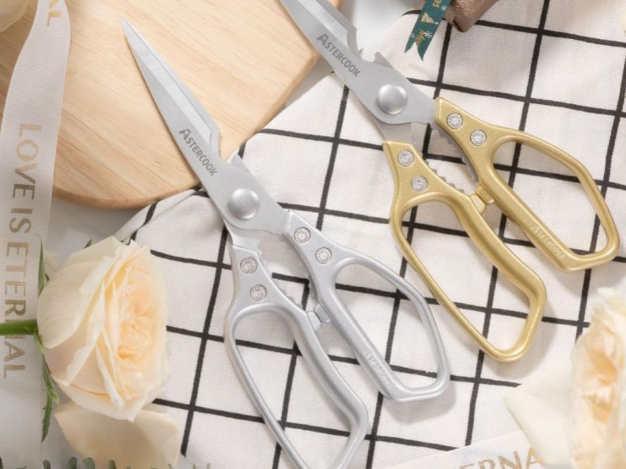 Astercook 2 Pack Metal Kitchen Shears on a counter
