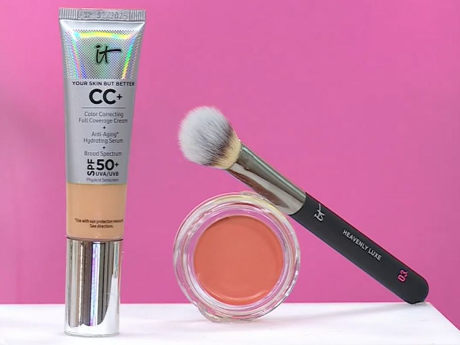It cosmetics CC+ foundation, blush and blush brush