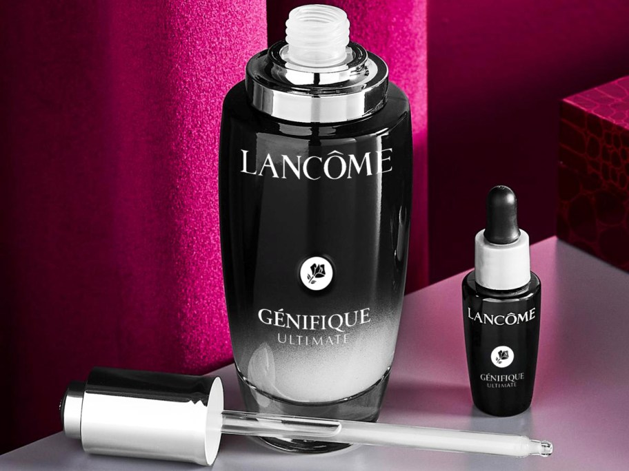 jumbo and mini bottles of Lanc&ocirc;me Genifique serums