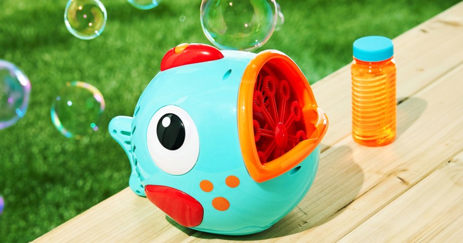 *HOT* Fish Bubble Maker w/ Bubble Solution ONLY $4 on Walmart.com (Reg. $15)