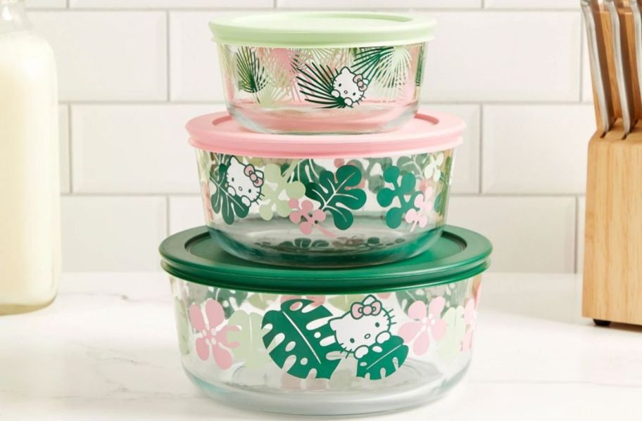  3 piece hello kitty pyrex food storage bowls in a stack