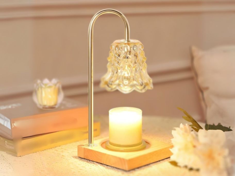 candle warmer lamp with ruffled glass shade