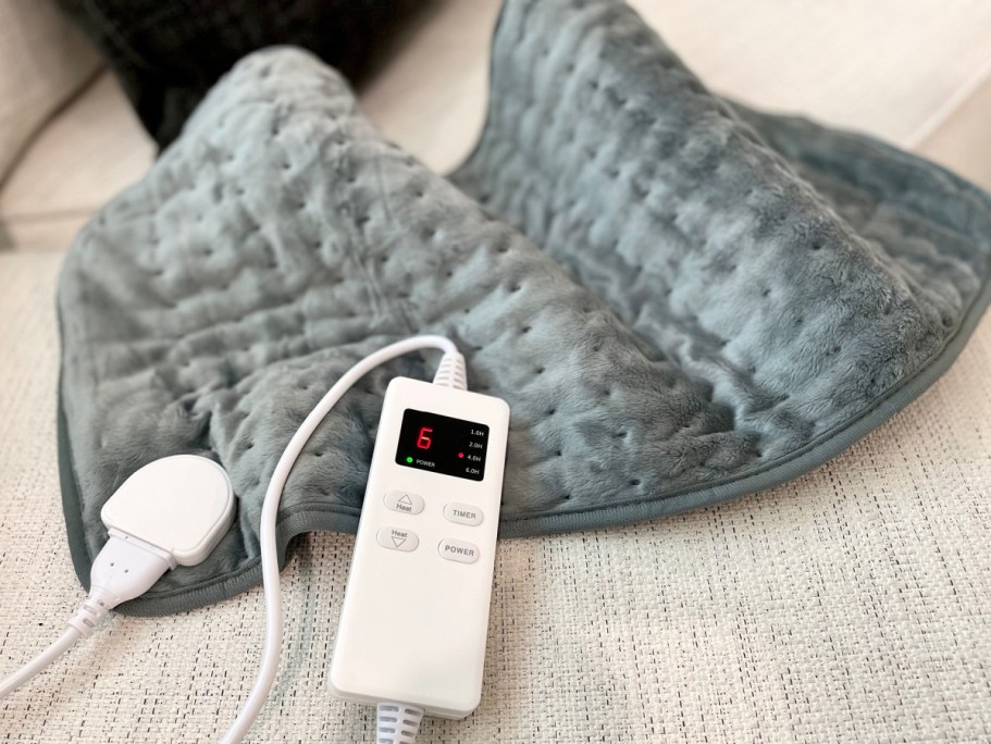 Large Washable Heating Pad Just $10 on Amazon (Reg. $29)