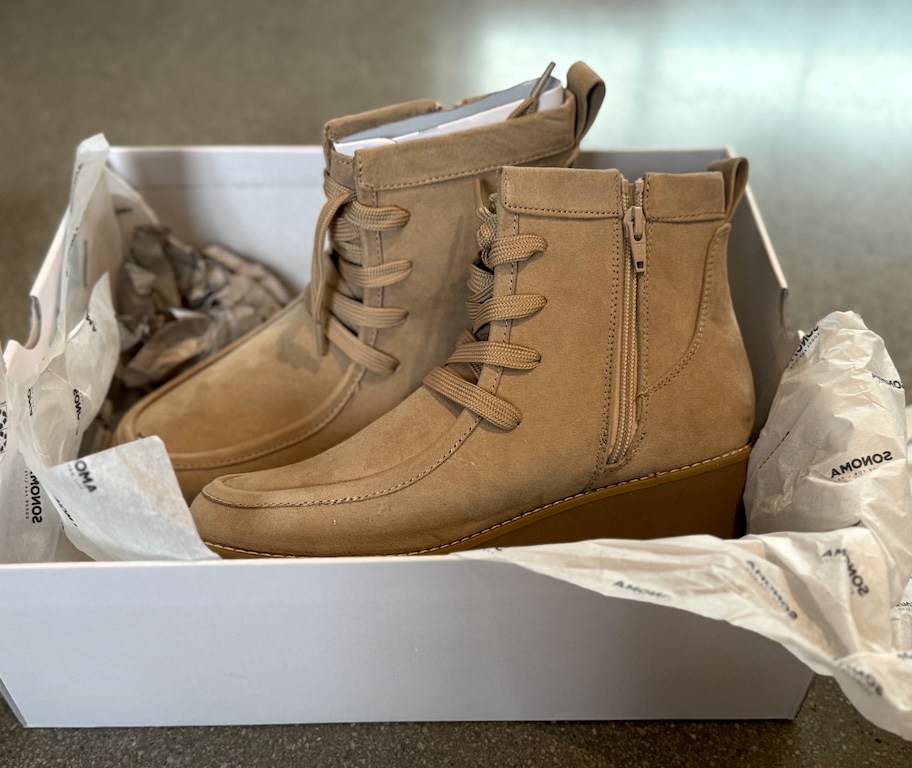 Up to 80% Off Kohl’s Women’s Boots – Selling Out FAST!