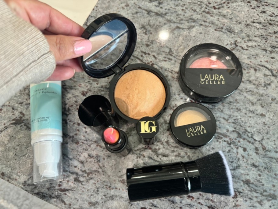 Laura Geller Cult Classics makeup kit