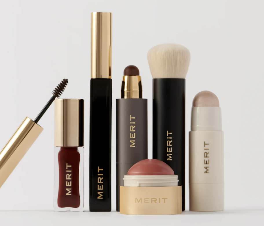 merit-makeup 3 ماركات مكياج بسيطة لتبسيط روتينك