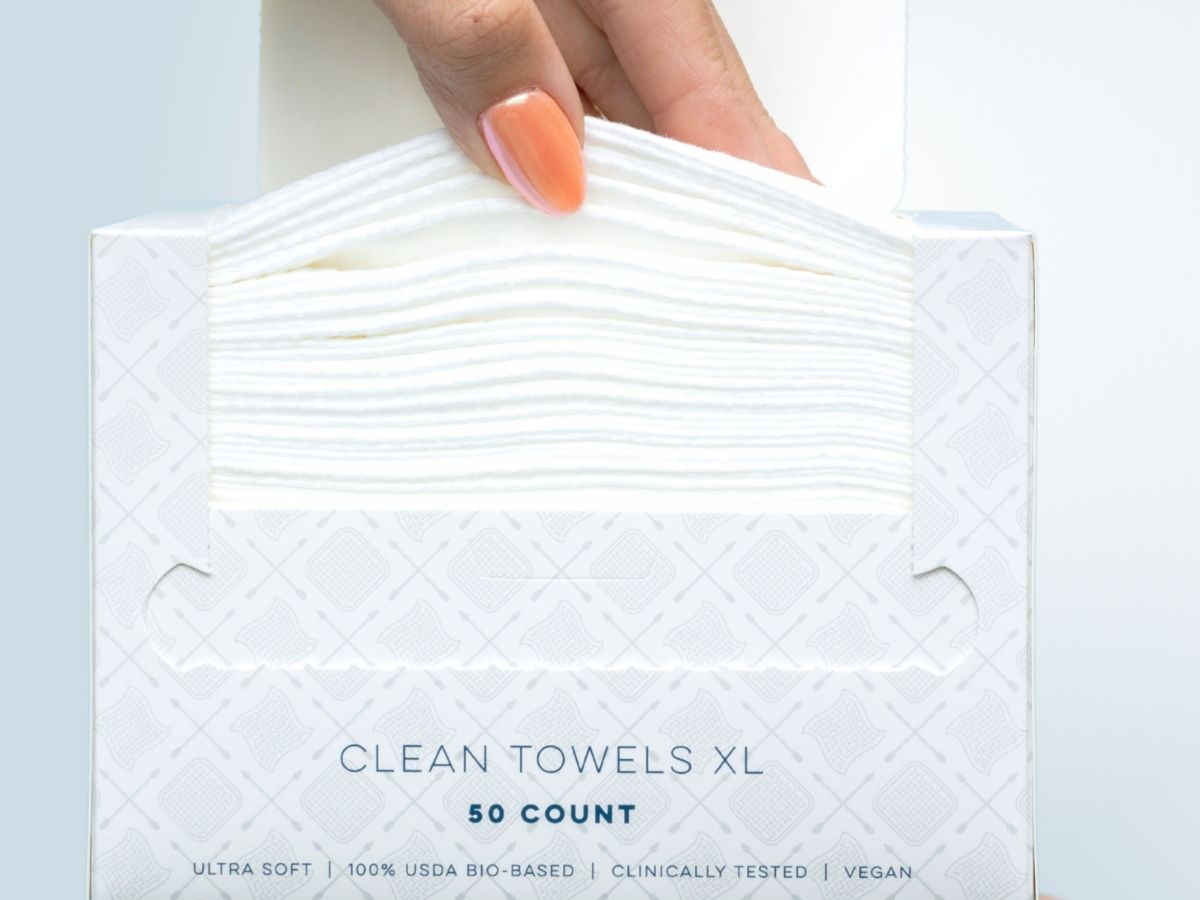 Clean Skin Club XL Face Towels Only $12 Shipped on Amazon | Great for Travel!