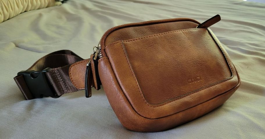 Cluci Belt Bag in brown