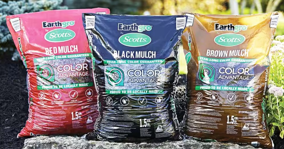 red, black, and brown bags of Earthgo by Scotts Shredded Mulch