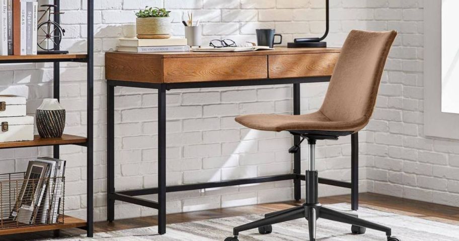 StyleWell Donnelly Black Metal & Haze Wood Finish Writing Desk