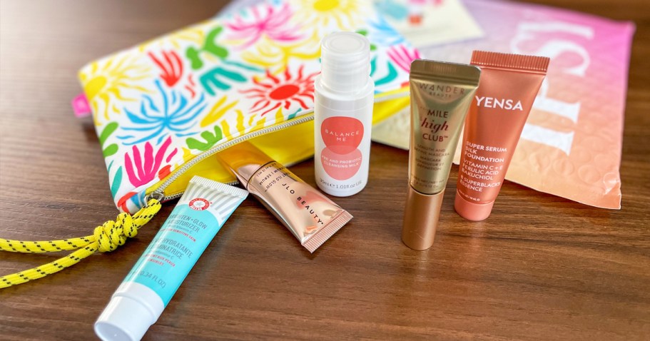 Ipsy Glam Bag Just $15.99 Shipped (Includes 5 Deluxe Samples & Makeup Bag!)