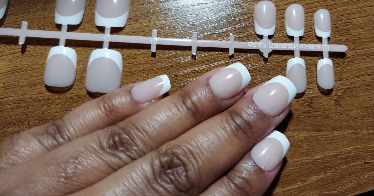 Up to 60% Off Press-On Nails Kits on Amazon (52¢ At-Home Manicures!)