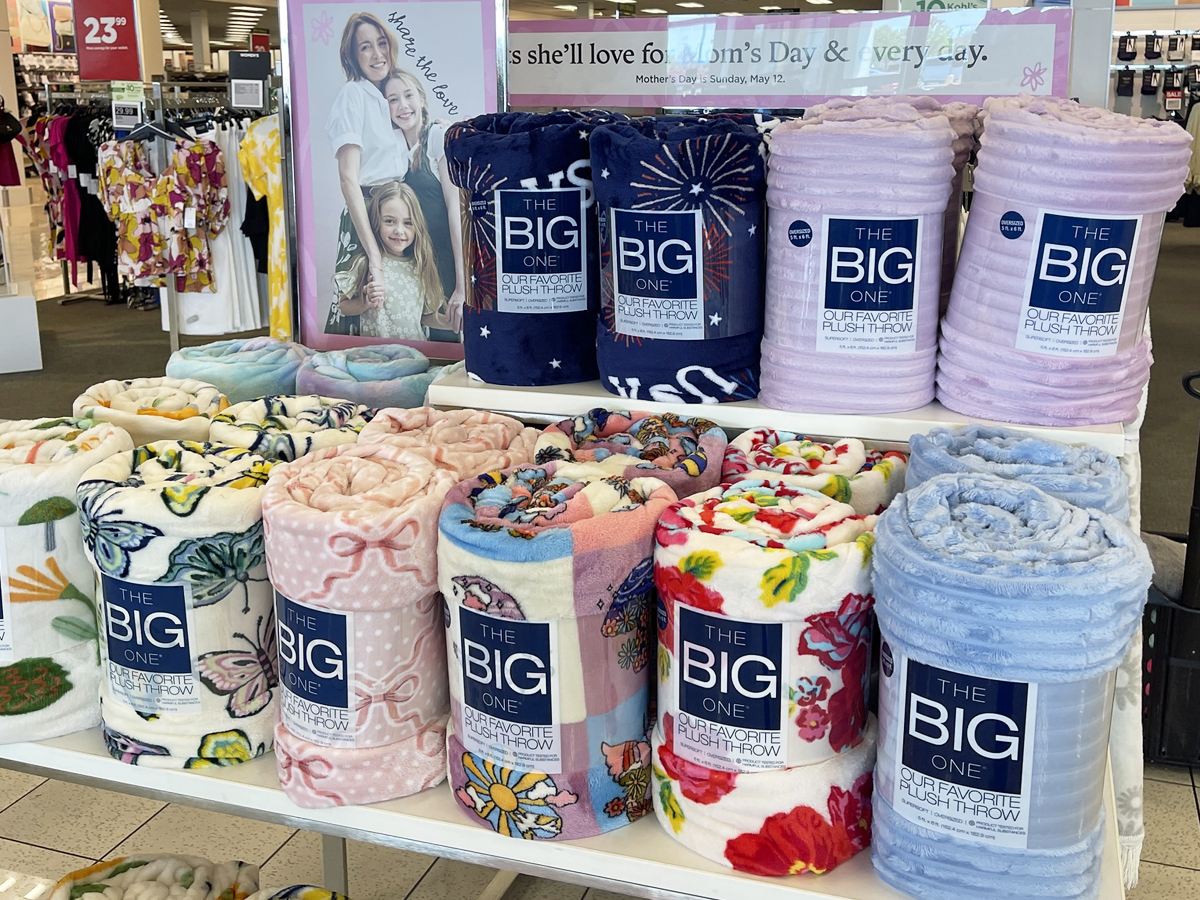Today Only: Kohl's The Big One Throw Blankets Starting UNDER $6 | Great ...