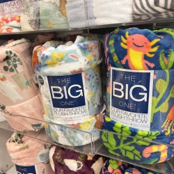 Kohl’s The Big One Throw Blankets Just $10 (Includes New Spring & Summer Prints!)
