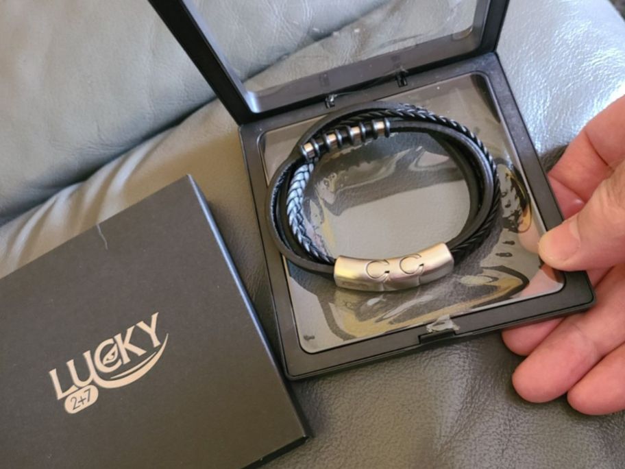Lucky2+7 Mens Leather Bracelet in a box