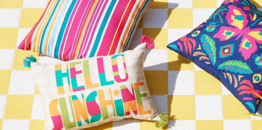 Colorful Outdoor Throw Pillows Only $6.62 on Kohls.com (Regularly $13)