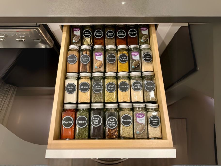 Spice Rack Organizer w/ 28 Spice Jars in drawer