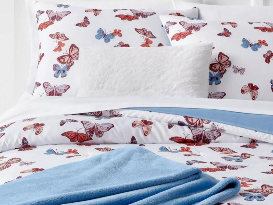 Stock image of Room Essentials Butterfly Print Microfiber Bed Set w/ Throw