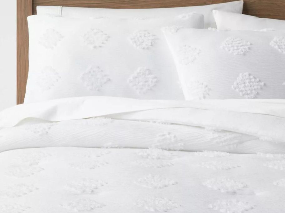 Stock image of Threshold Tufted Diamond Crinkle Comforter Set in White