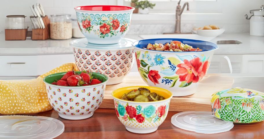 Pioneer Woman Mixing Bowls 10-Piece Set Just $14 on Walmart.com (Reg. $30)