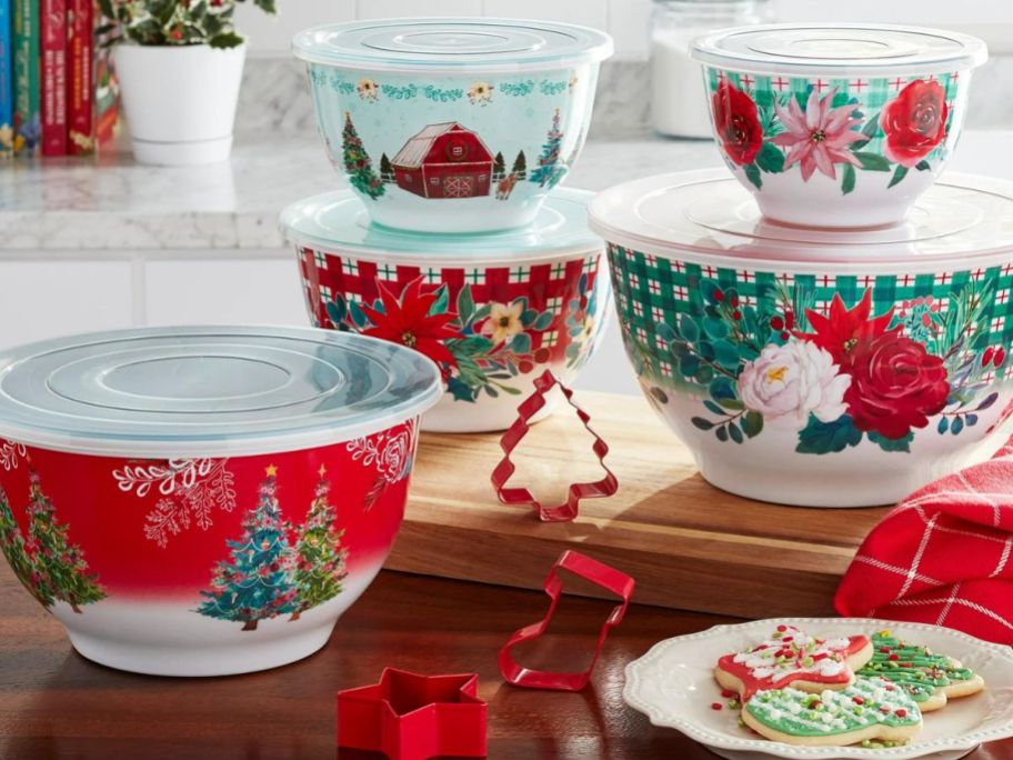 The Pioneer Woman Mixing Bowl Set with Lids