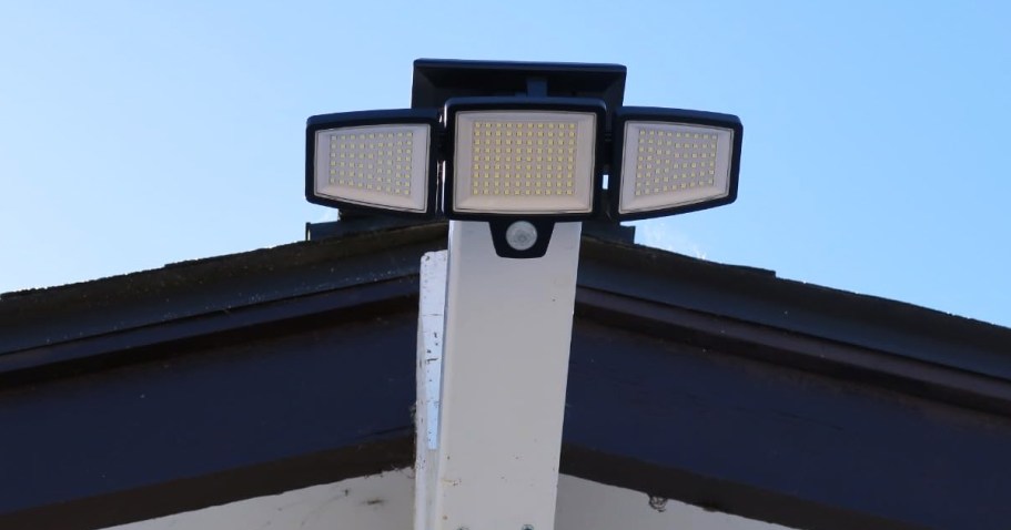 Highly Rated Solar Motion-Sensor Lights 2-Pack Only $13.71 on Amazon (Reg. $44)