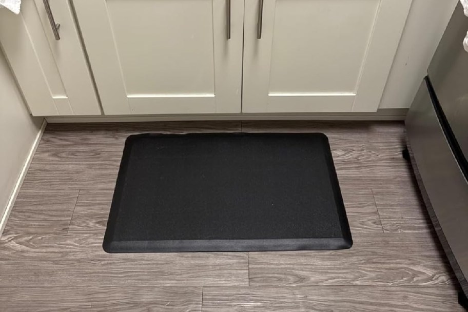 anti fatigue mat in front of cabinet