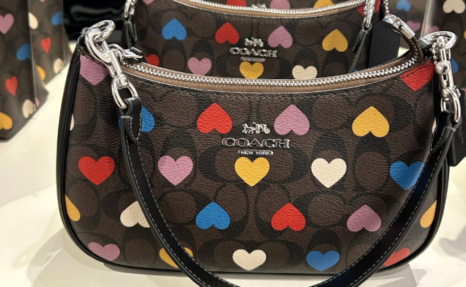 70% Off Coach Outlet Clearance Sale + FREE Shipping | Shoulder Bag Only $105 Shipped (Reg. $350)