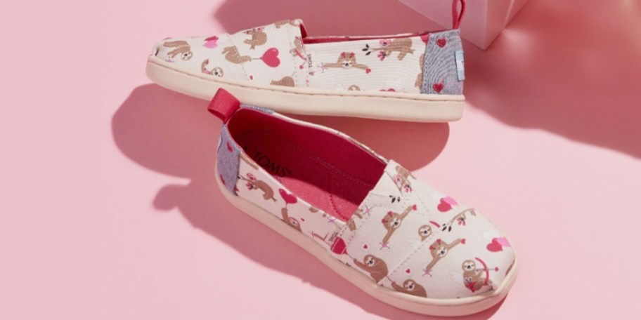 valentines sloth toms shoes 