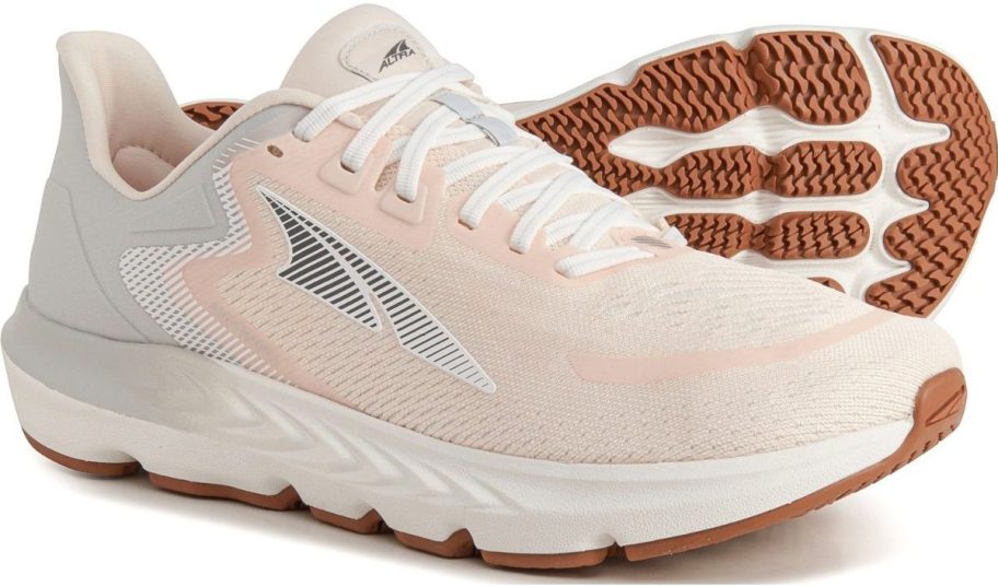 men's light peach running shoes