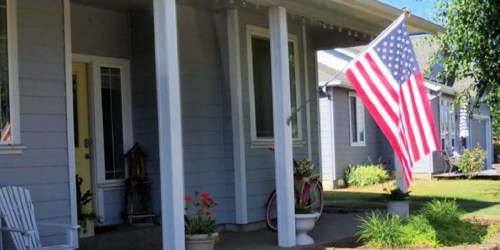 Complete American Flag Kit Only $9.98 at Home Depot
