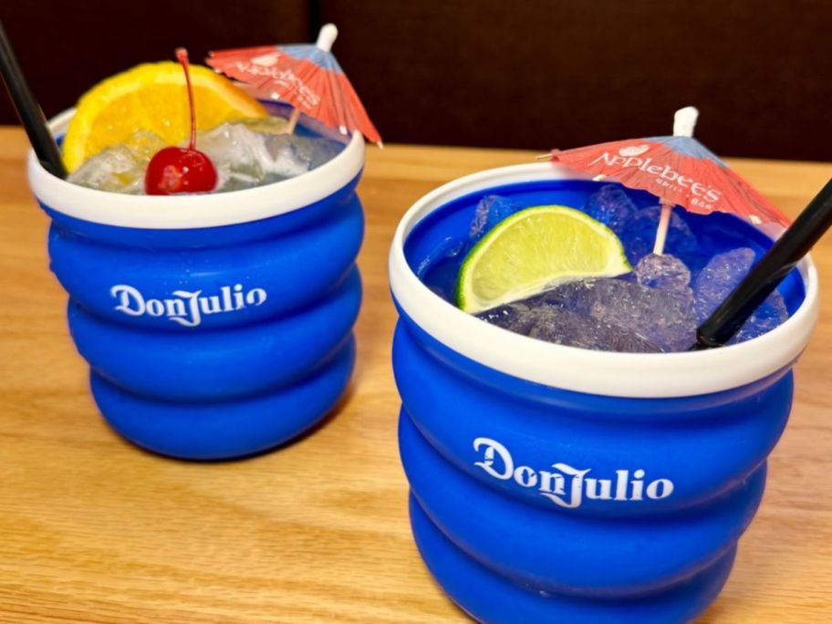 Applebee's Poolios Cups