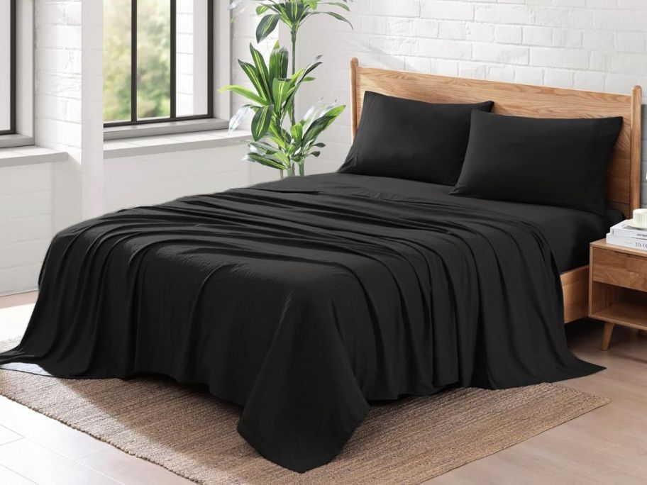 A bed with Casa Platino Sheets