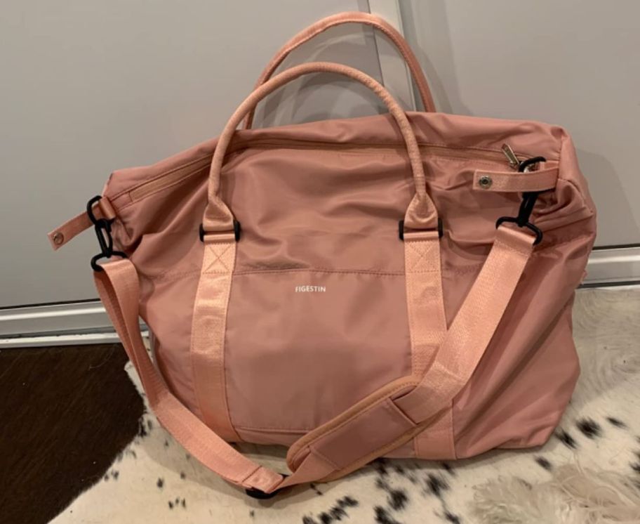 Figestin Weekender Travel Bag in pink