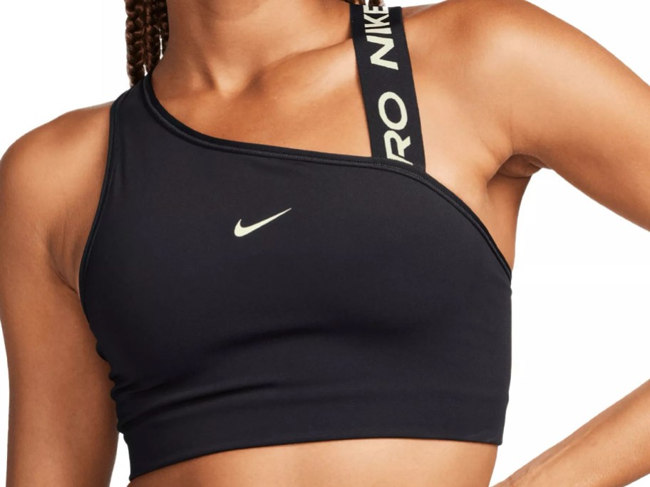 Nike Women's Swoosh Medium-Support Asymmetrical Sports Bra