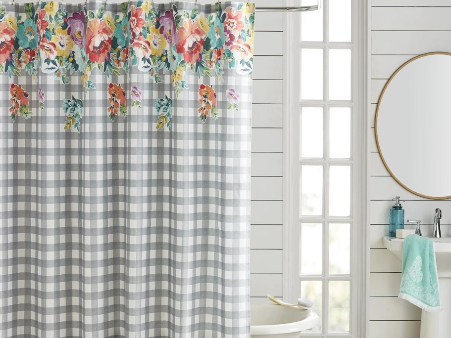 HURRY! The Pioneer Woman Shower Curtains from $3.34 on Walmart.com (Regularly $15)