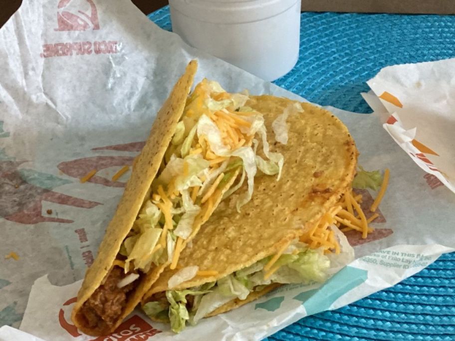 2 Taco Bell Crunchy Beef Tacos