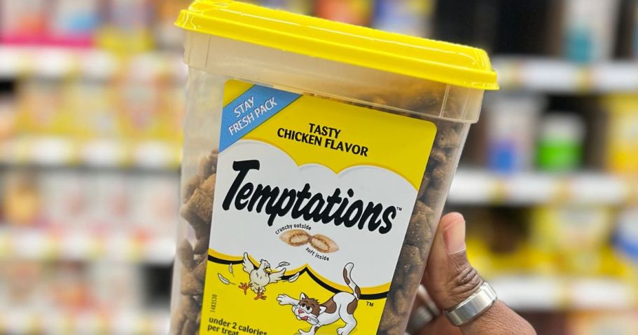 Temptations Cat Treats 30oz Container Just $9 Shipped + Free $2.80 Amazon Credit